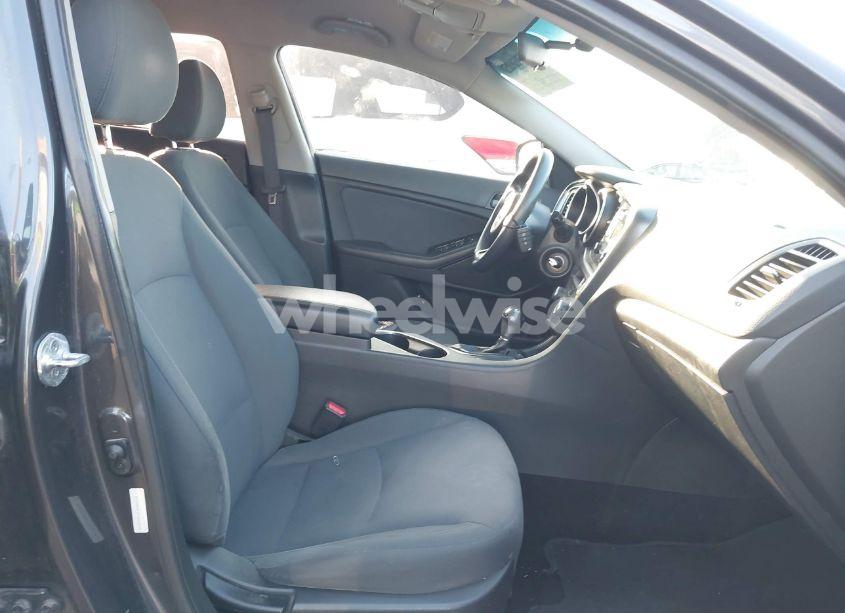 Photo 5 of 2015 Kia Optima LX (VIN 5XXGM4A70FG462152)