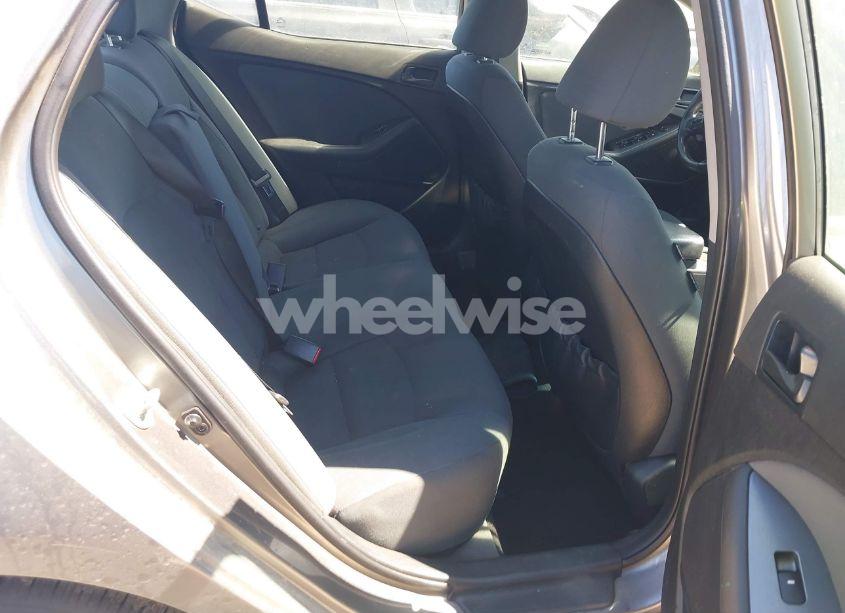 Photo 8 of 2015 Kia Optima LX (VIN 5XXGM4A70FG463799)