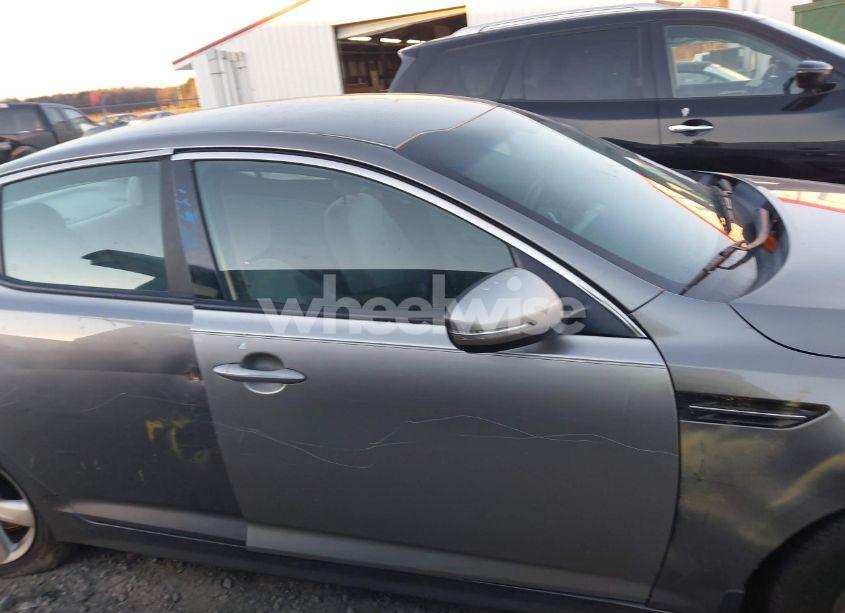 Photo 13 of 2015 Kia Optima LX (VIN 5XXGM4A70FG503315)