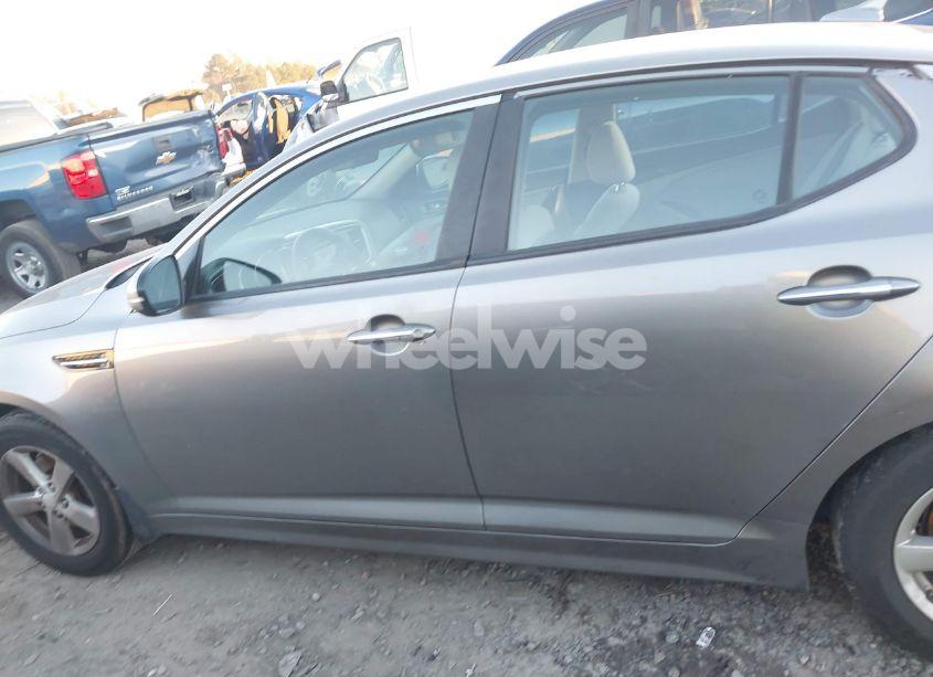 Photo 14 of 2015 Kia Optima LX (VIN 5XXGM4A70FG503315)
