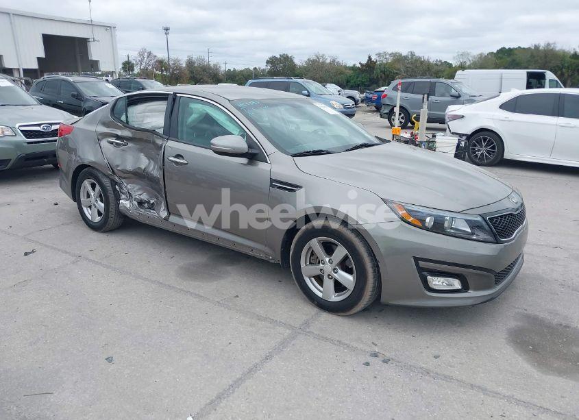 2015 Kia Optima LX (VIN 5XXGM4A70FG505212) main photo