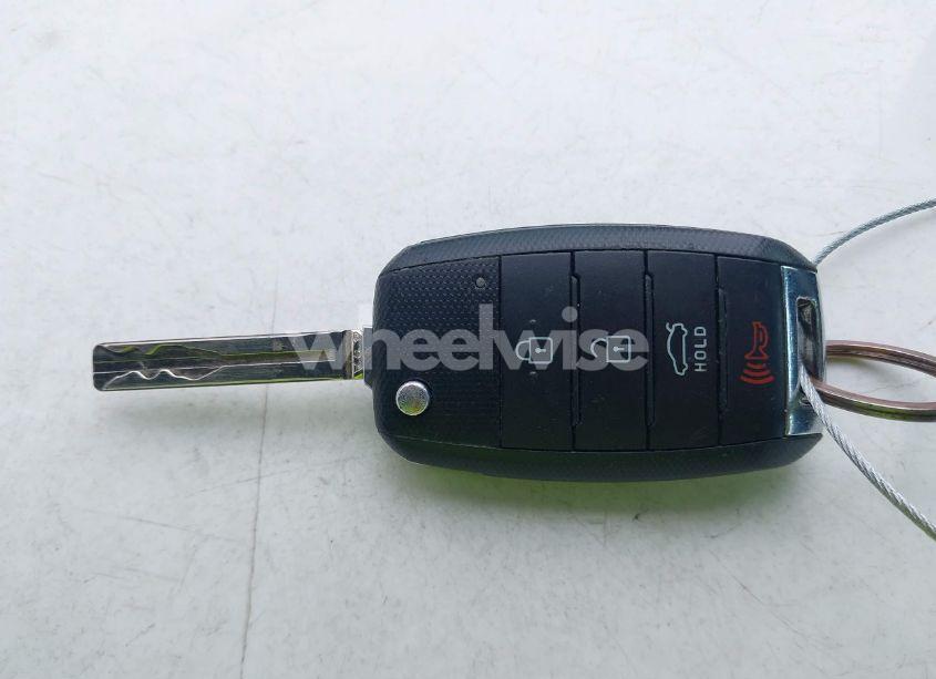 Photo 11 of 2015 Kia Optima LX (VIN 5XXGM4A70FG505212)