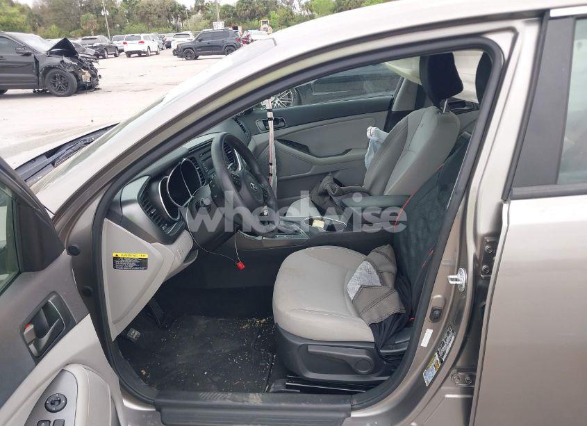 Photo 5 of 2015 Kia Optima LX (VIN 5XXGM4A70FG505212)