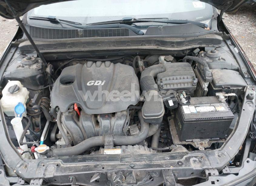 Photo 10 of 2012 Kia Optima LX (VIN 5XXGM4A71CG024672)