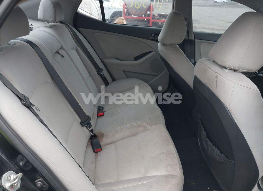 Photo 8 of 2012 Kia Optima LX (VIN 5XXGM4A71CG024672)