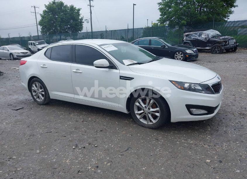 2012 Kia Optima LX (VIN 5XXGM4A71CG032691) main photo