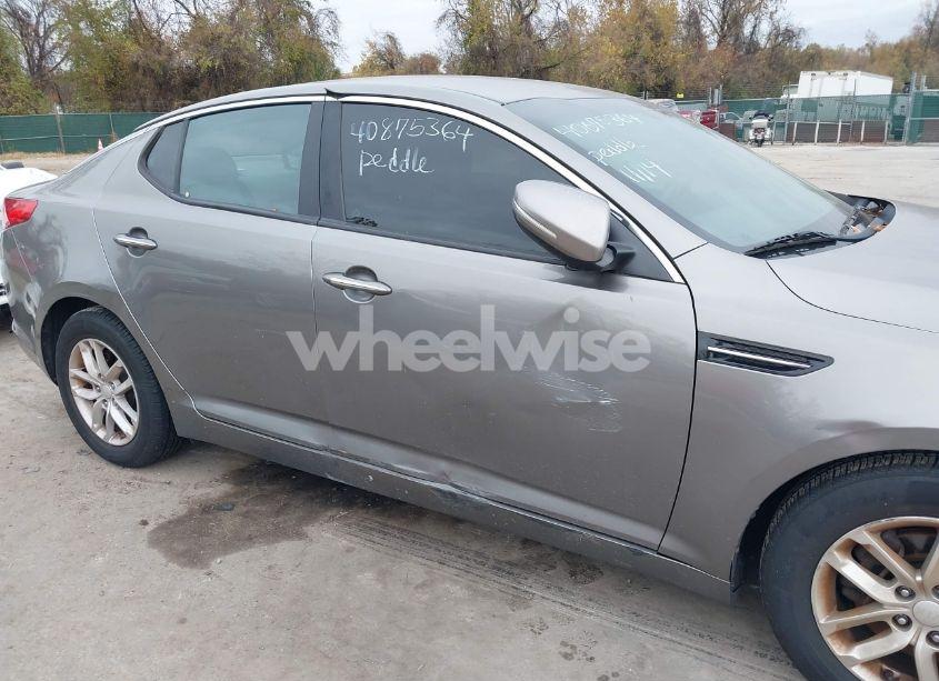 Photo 12 of 2012 Kia Optima LX (VIN 5XXGM4A71CG053864)
