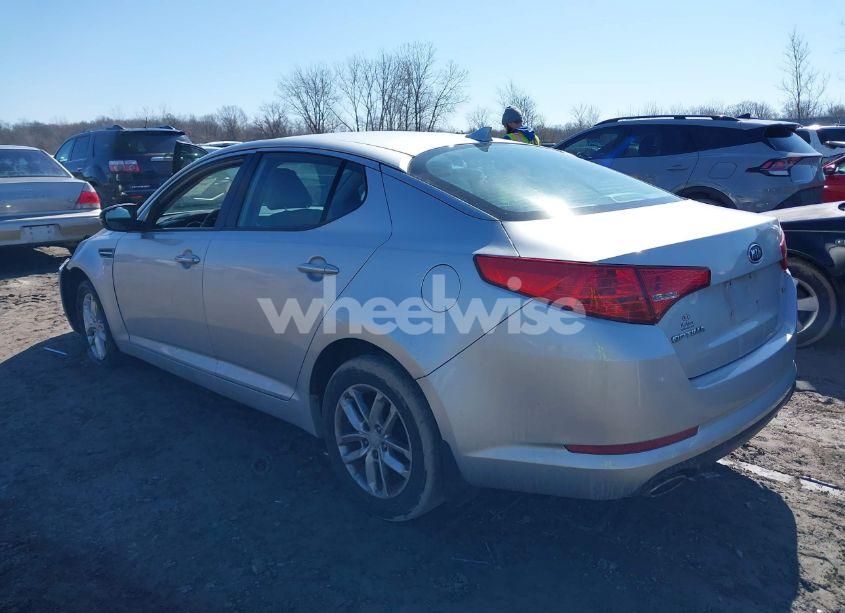 Photo 3 of 2012 Kia Optima LX (VIN 5XXGM4A71CG062032)