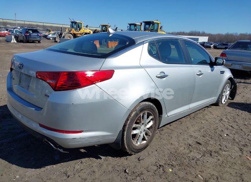 Photo 4 of 2012 Kia Optima LX (VIN 5XXGM4A71CG062032)