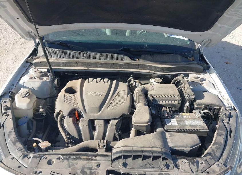 Photo 10 of 2012 Kia Optima LX (VIN 5XXGM4A71CG066727)