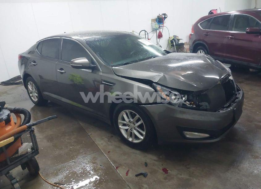 2012 Kia Optima LX (VIN 5XXGM4A71CG069417) main photo