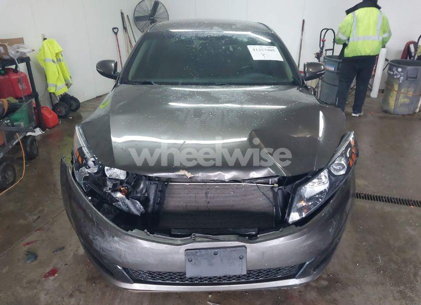 Photo 13 of 2012 Kia Optima LX (VIN 5XXGM4A71CG069417)