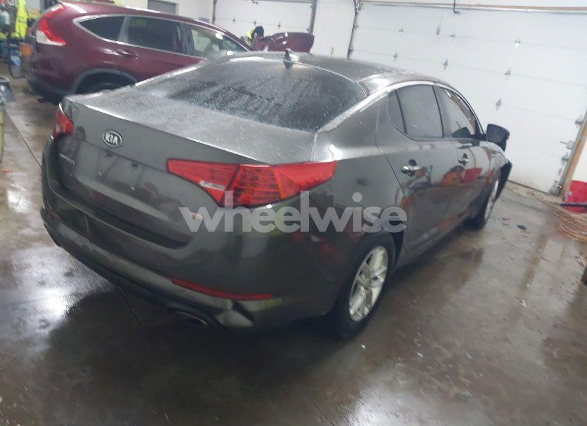 Photo 4 of 2012 Kia Optima LX (VIN 5XXGM4A71CG069417)