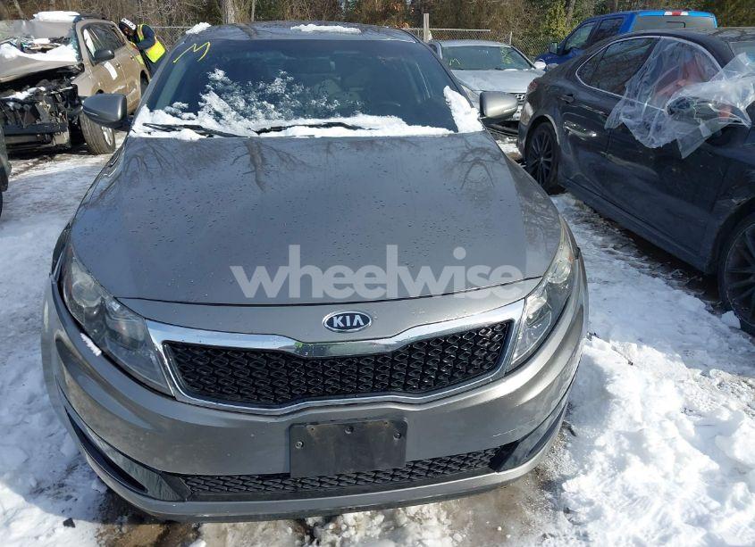 Photo 12 of 2012 Kia Optima LX (VIN 5XXGM4A71CG076786)