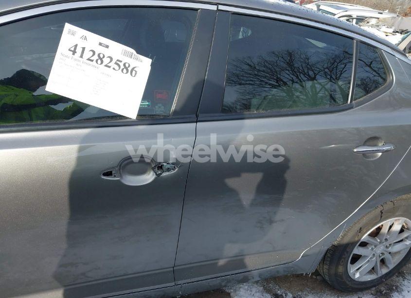 Photo 14 of 2012 Kia Optima LX (VIN 5XXGM4A71CG076786)