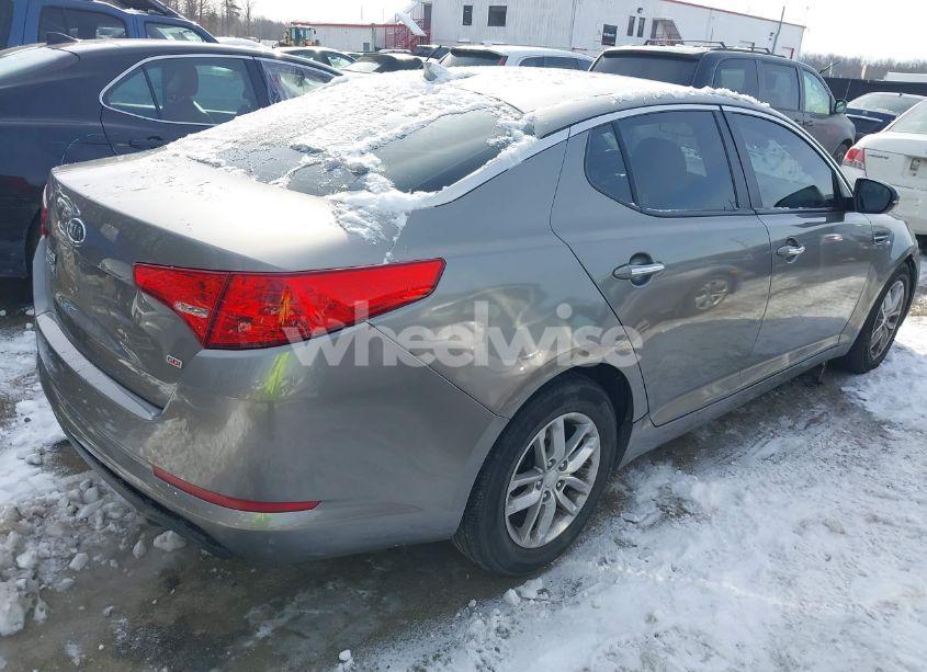 Photo 4 of 2012 Kia Optima LX (VIN 5XXGM4A71CG076786)