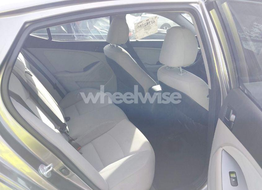 Photo 8 of 2012 Kia Optima LX (VIN 5XXGM4A71CG076786)