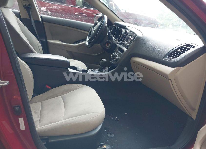 Photo 5 of 2013 Kia Optima LX (VIN 5XXGM4A71DG126720)