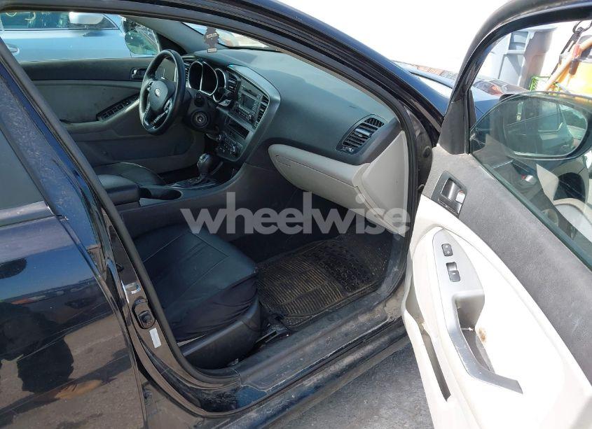 Photo 5 of 2013 Kia Optima LX (VIN 5XXGM4A71DG130864)