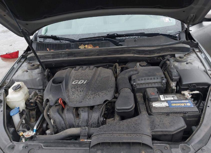 Photo 10 of 2013 Kia Optima LX (VIN 5XXGM4A71DG134087)