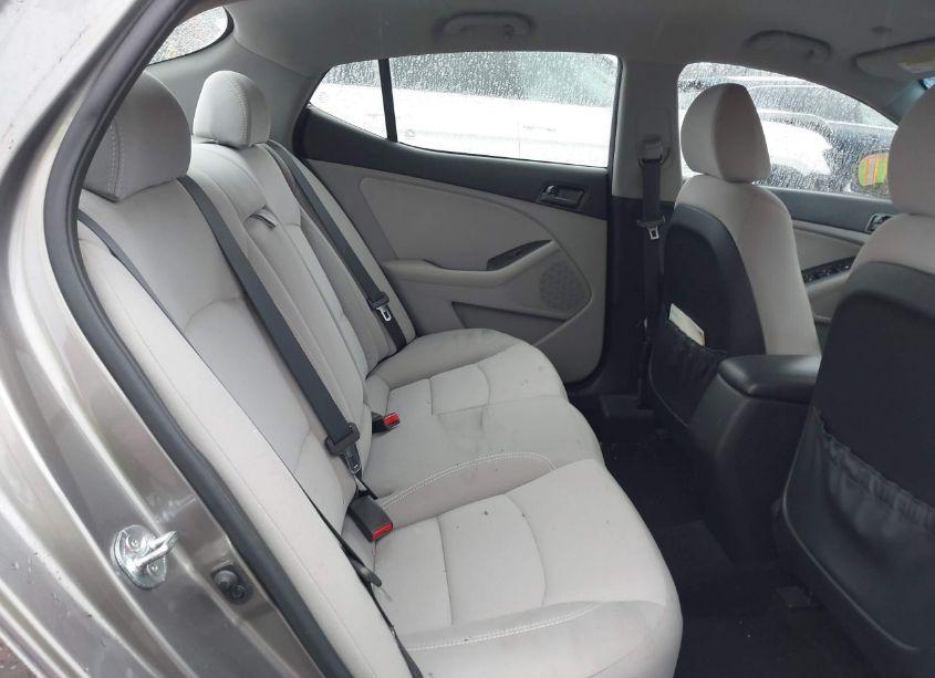 Photo 8 of 2013 Kia Optima LX (VIN 5XXGM4A71DG134087)