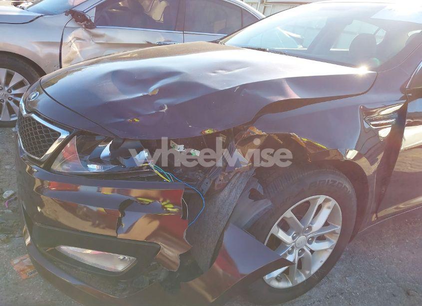 Photo 6 of 2013 Kia Optima LX (VIN 5XXGM4A71DG141900)