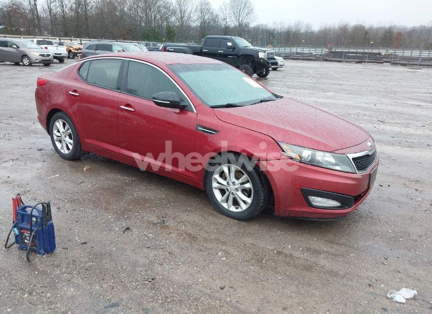 2013 Kia Optima LX (VIN 5XXGM4A71DG169938) main photo