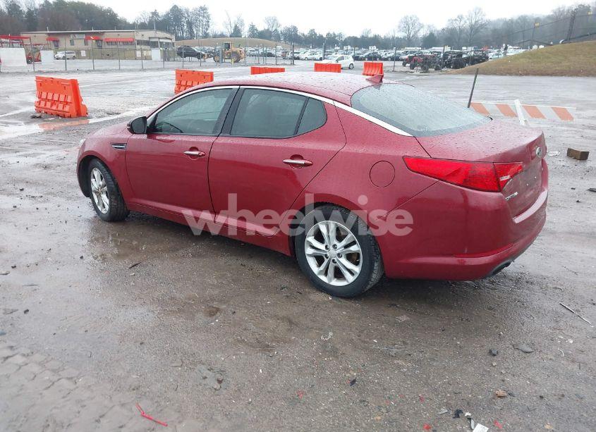 Photo 3 of 2013 Kia Optima LX (VIN 5XXGM4A71DG169938)