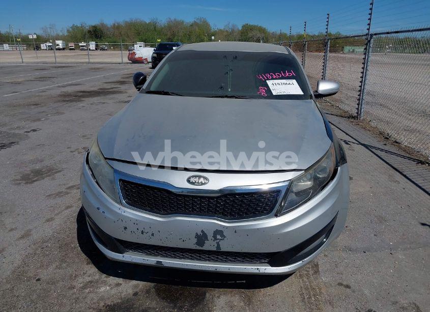 Photo 6 of 2013 Kia Optima LX (VIN 5XXGM4A71DG170295)