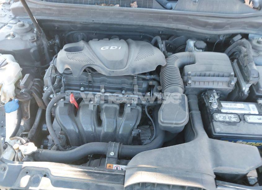 Photo 10 of 2013 Kia Optima LX (VIN 5XXGM4A71DG185525)