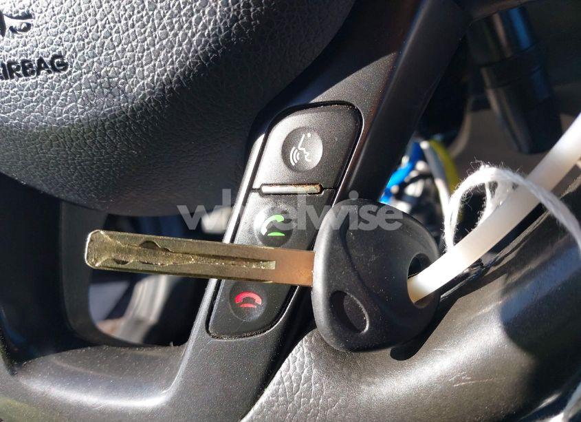 Photo 11 of 2013 Kia Optima LX (VIN 5XXGM4A71DG186111)