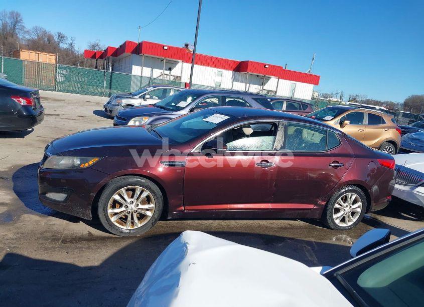 Photo 14 of 2013 Kia Optima LX (VIN 5XXGM4A71DG186111)