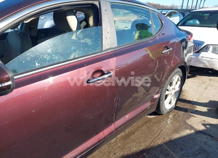 Photo 6 of 2013 Kia Optima LX (VIN 5XXGM4A71DG186111)