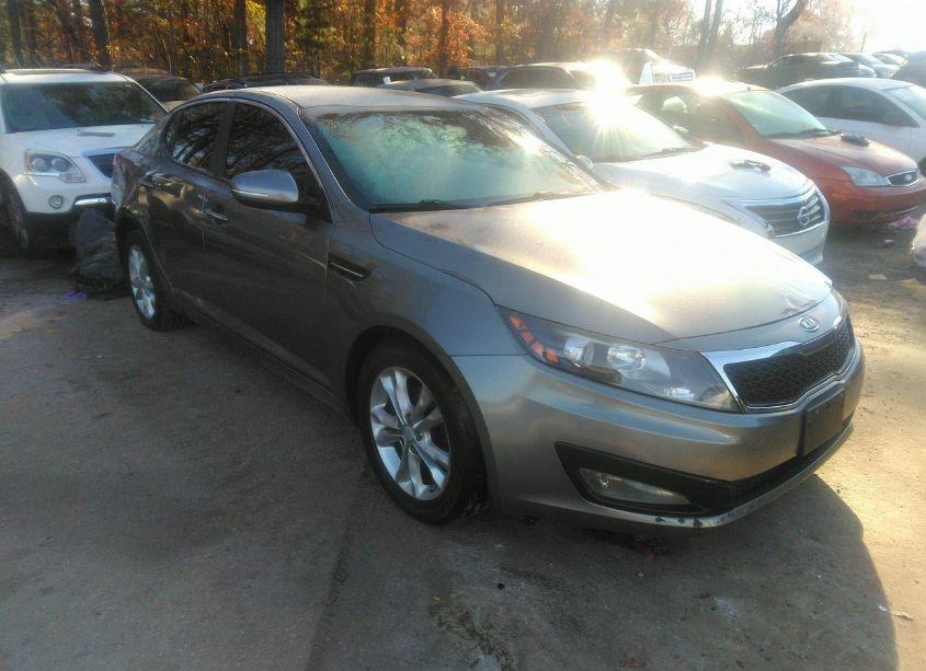 2013 Kia Optima LX (VIN 5XXGM4A71DG192314) main photo