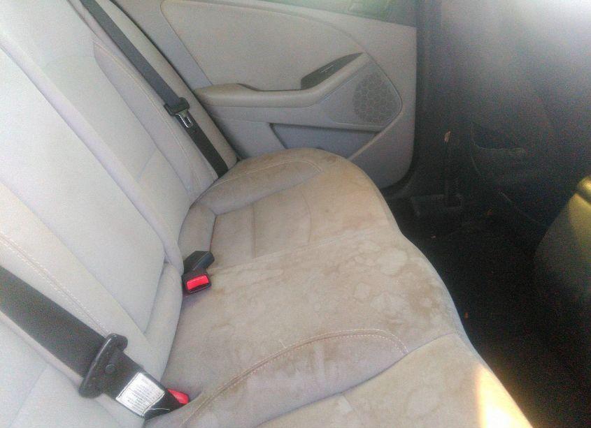 Photo 8 of 2013 Kia Optima LX (VIN 5XXGM4A71DG192314)