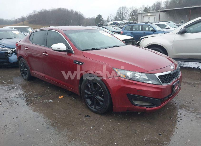 2013 Kia Optima LX (VIN 5XXGM4A71DG199327) main photo