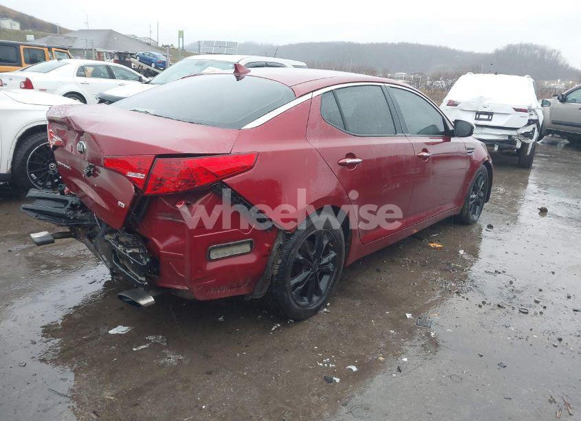 Photo 4 of 2013 Kia Optima LX (VIN 5XXGM4A71DG199327)