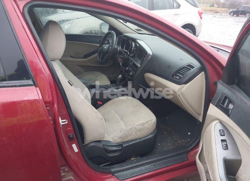 Photo 5 of 2013 Kia Optima LX (VIN 5XXGM4A71DG199327)