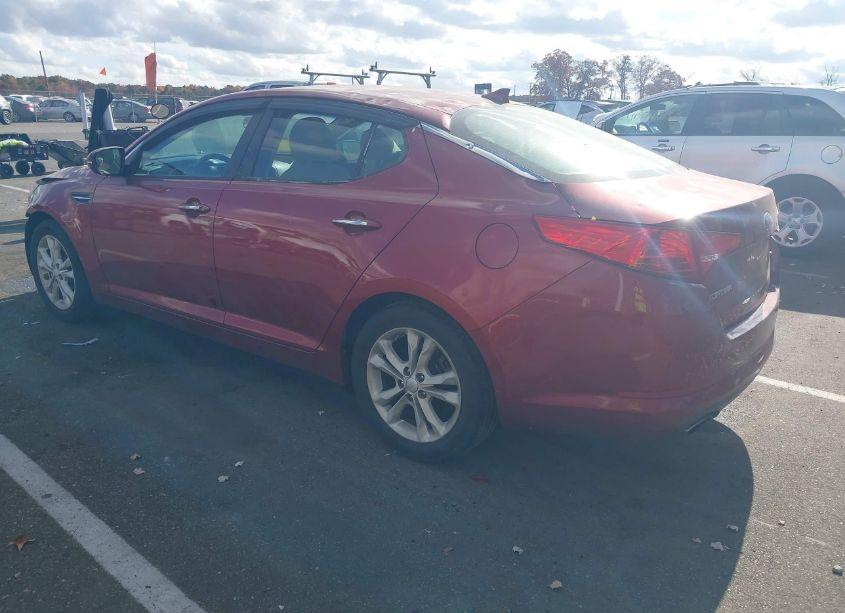 Photo 3 of 2013 Kia Optima LX (VIN 5XXGM4A71DG214182)