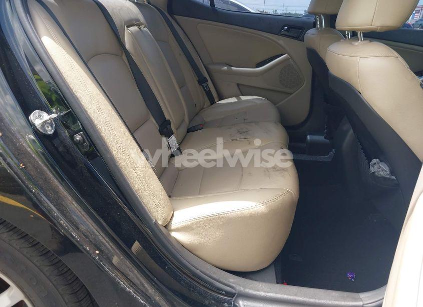 Photo 8 of 2013 Kia Optima LX (VIN 5XXGM4A71DG242841)