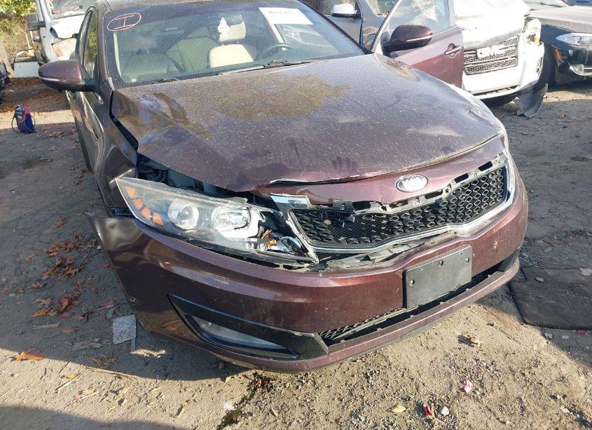 Photo 6 of 2013 Kia Optima LX (VIN 5XXGM4A71DG245769)