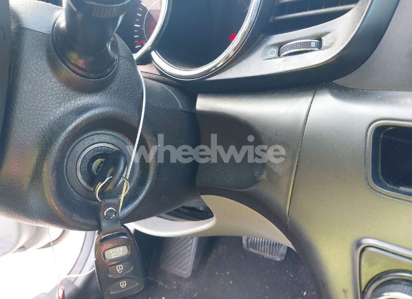 Photo 11 of 2013 Kia Optima LX (VIN 5XXGM4A71DG258747)