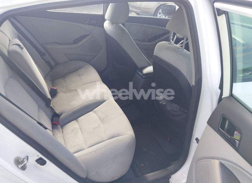 Photo 8 of 2013 Kia Optima LX (VIN 5XXGM4A71DG258747)