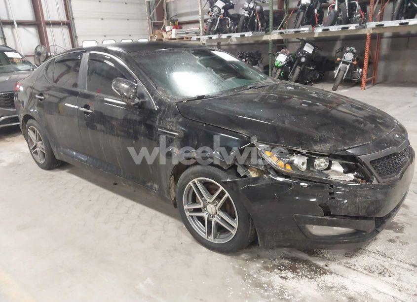 2013 Kia Optima LX (VIN 5XXGM4A71DG258831) main photo