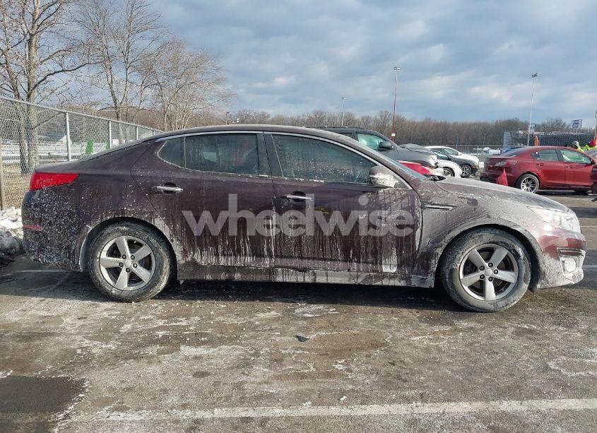 Photo 13 of 2014 Kia Optima LX (VIN 5XXGM4A71EG289837)