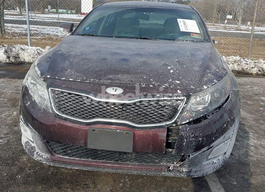 Photo 6 of 2014 Kia Optima LX (VIN 5XXGM4A71EG289837)