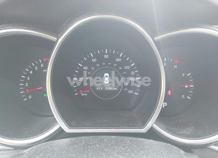 Photo 7 of 2014 Kia Optima LX (VIN 5XXGM4A71EG289837)