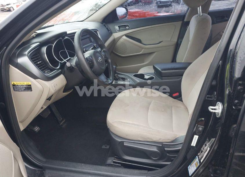 Photo 5 of 2014 Kia Optima LX (VIN 5XXGM4A71EG301808)