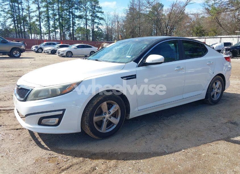 Photo 2 of 2014 Kia Optima LX (VIN 5XXGM4A71EG306023)