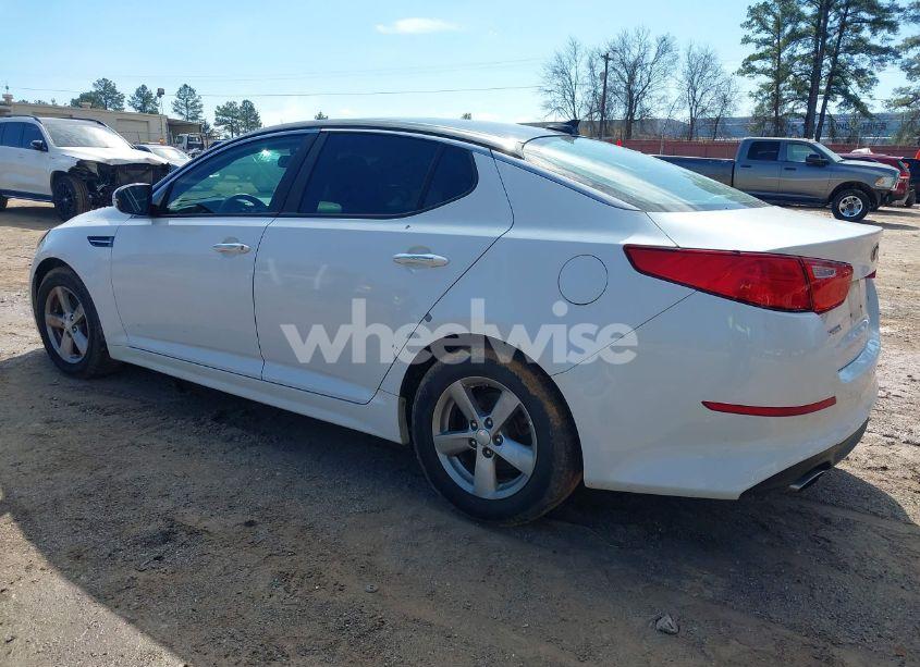 Photo 3 of 2014 Kia Optima LX (VIN 5XXGM4A71EG306023)